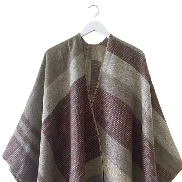 NWOT Kollie Moore Women's Color Block Shawl Long Sweater Coat Scarf One Size - Picture 3 of 9